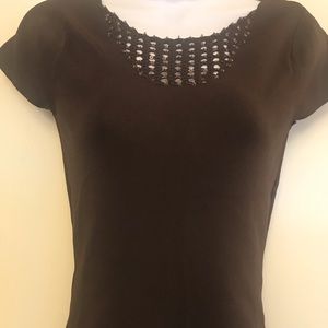 LINDA MATTHEWS top